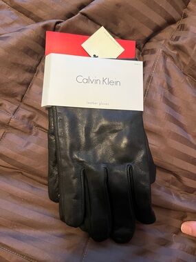New with Tags MENS CALVIN KLEIN TOUCHSCREEN BLACK LEATHER GLOVES Size L
